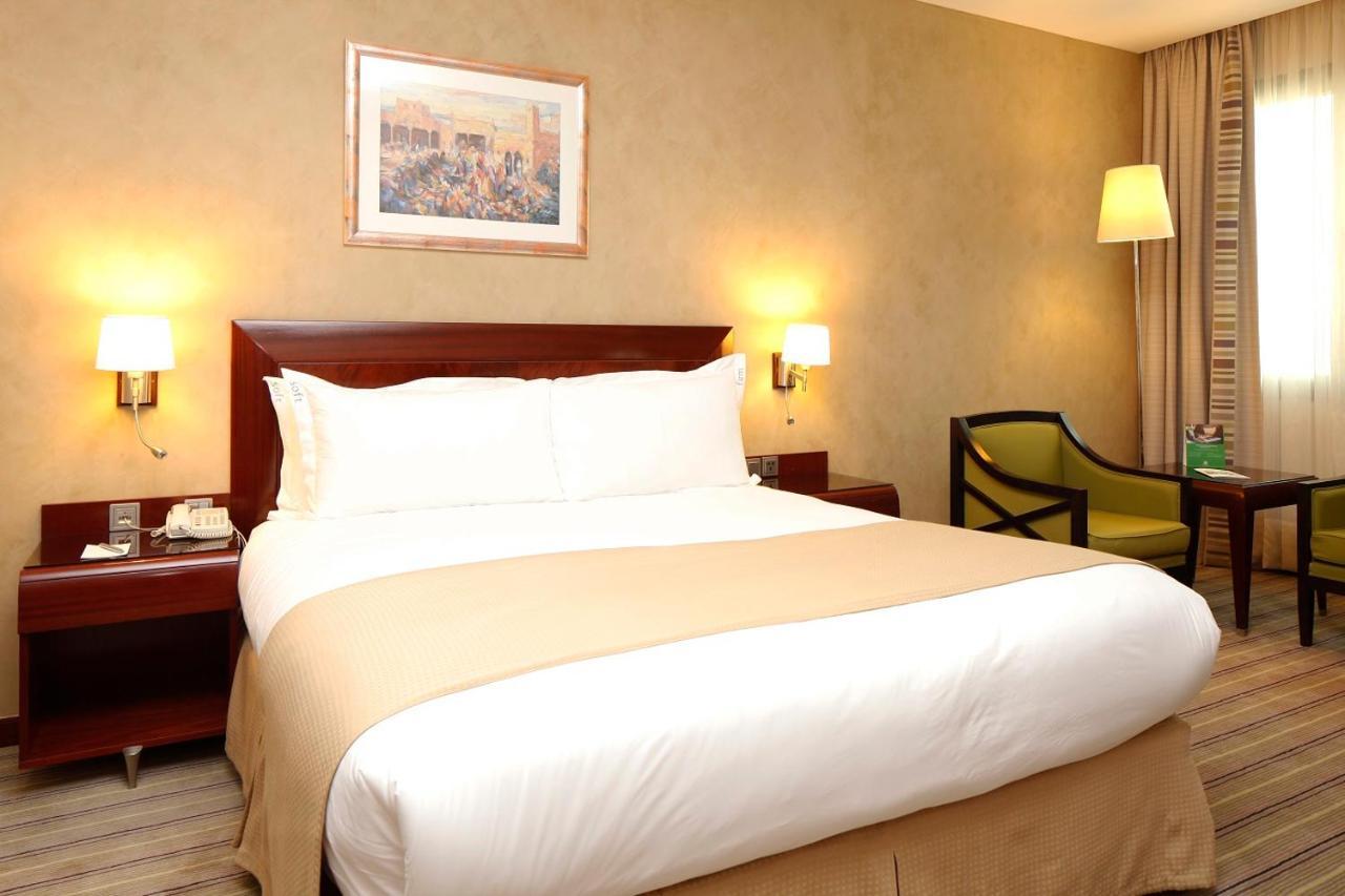 Holiday Inn Olaya By Ihg Riyad Extérieur photo