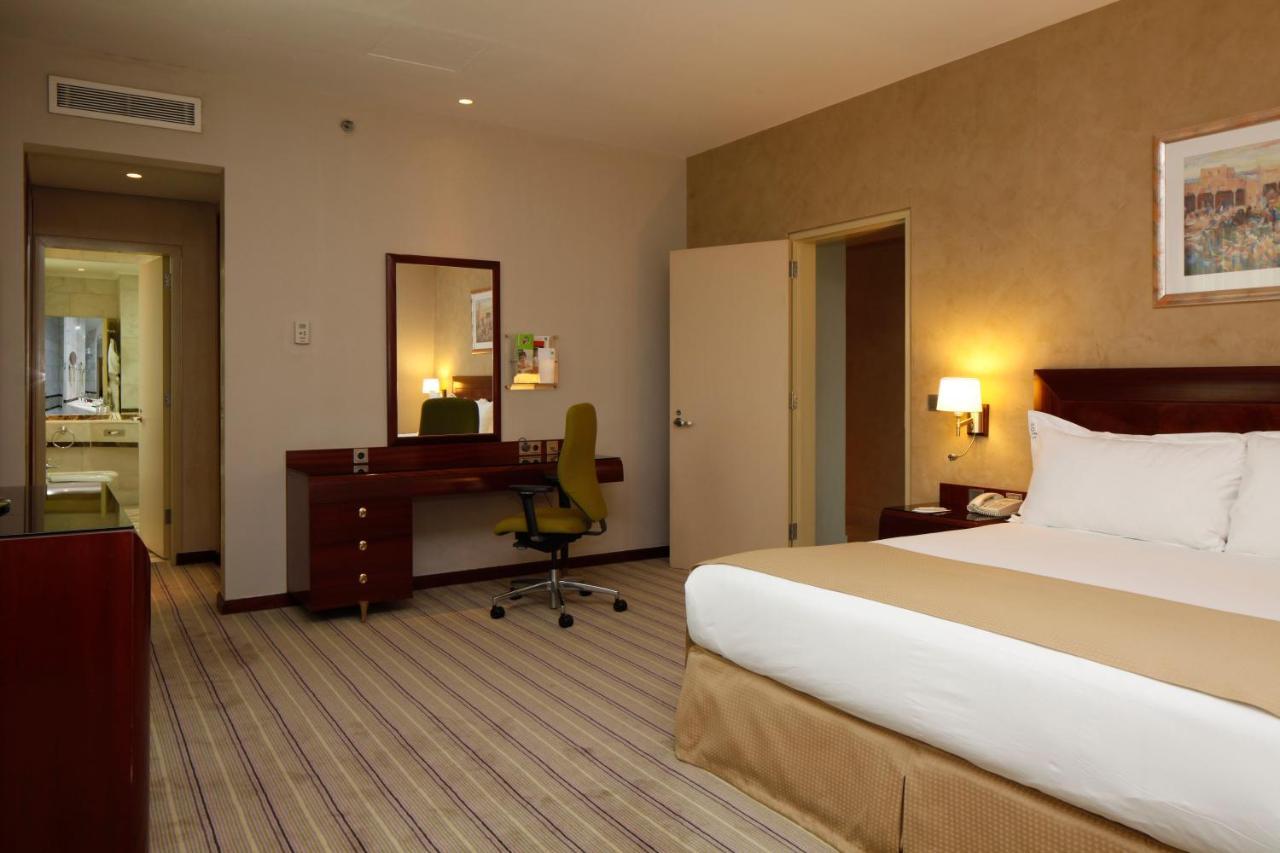 Holiday Inn Olaya By Ihg Riyad Extérieur photo