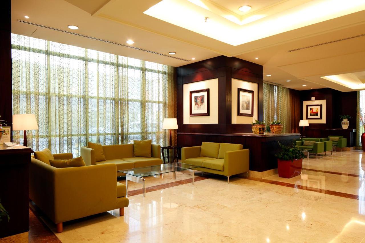 Holiday Inn Olaya By Ihg Riyad Extérieur photo