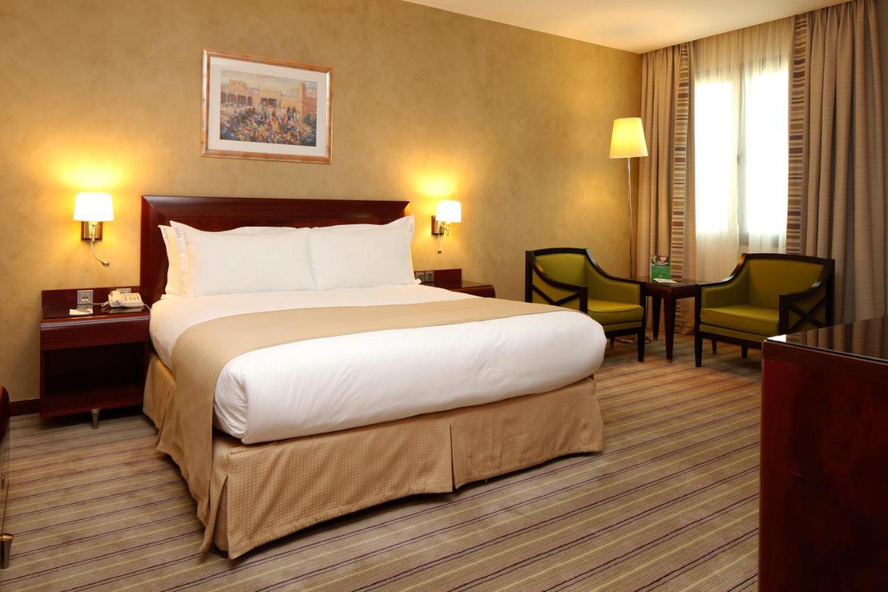 Holiday Inn Olaya By Ihg Riyad Extérieur photo