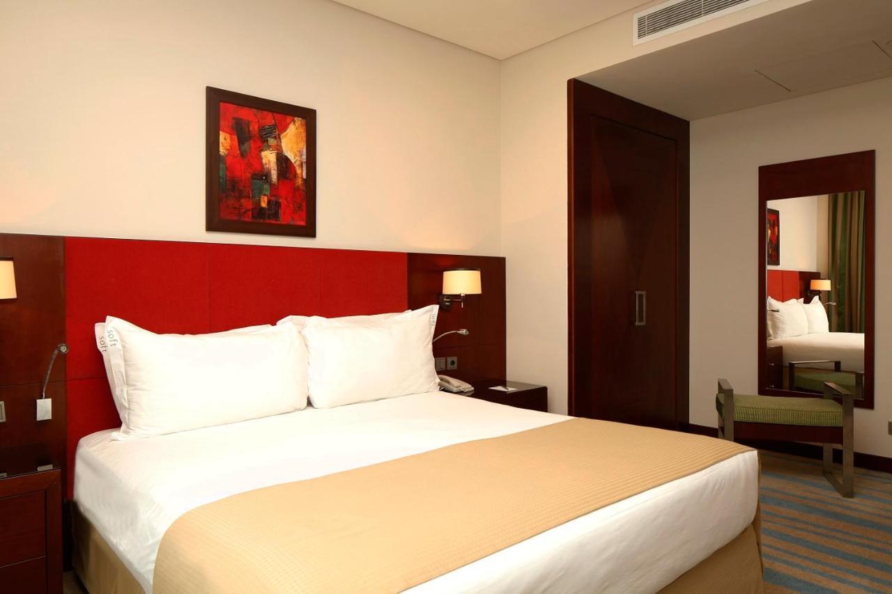 Holiday Inn Olaya By Ihg Riyad Extérieur photo