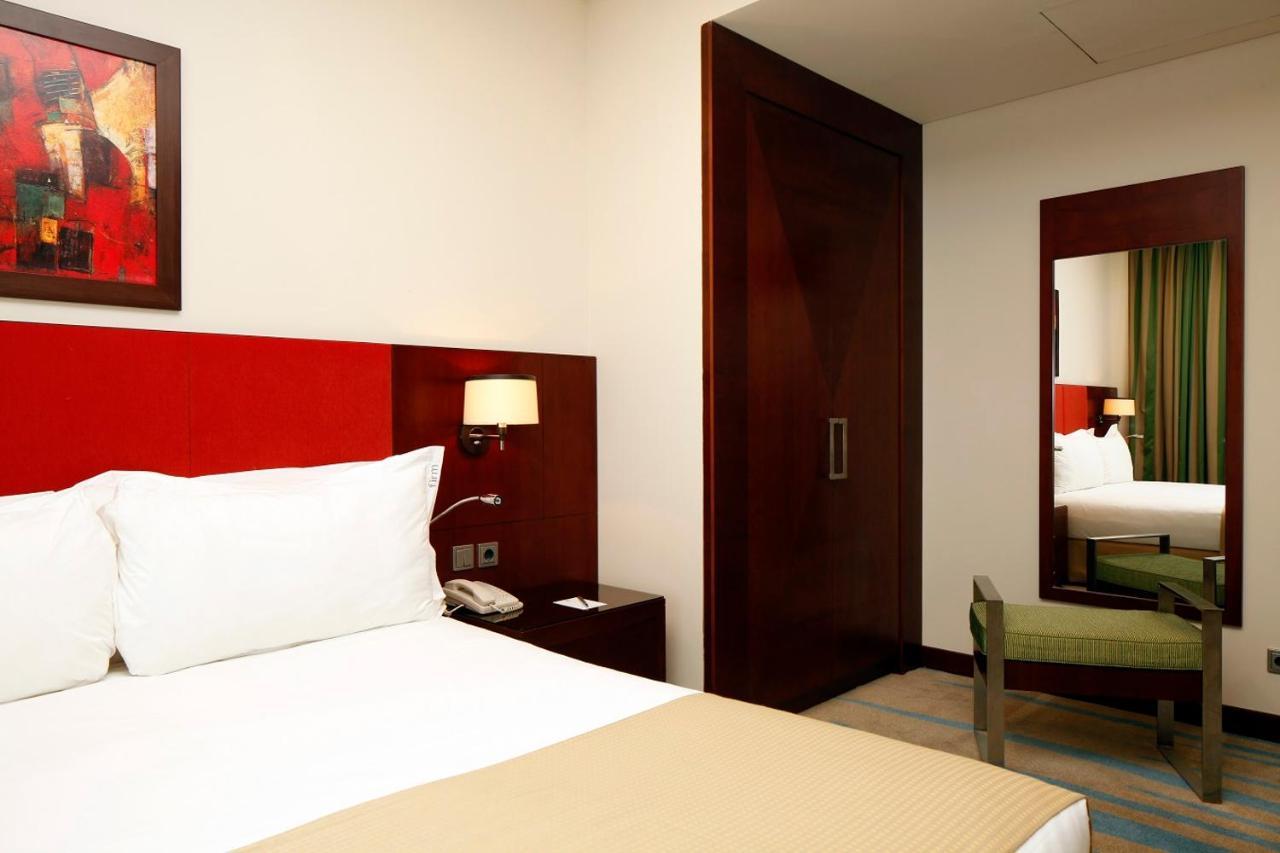 Holiday Inn Olaya By Ihg Riyad Extérieur photo