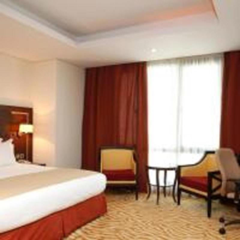 Holiday Inn Olaya By Ihg Riyad Extérieur photo