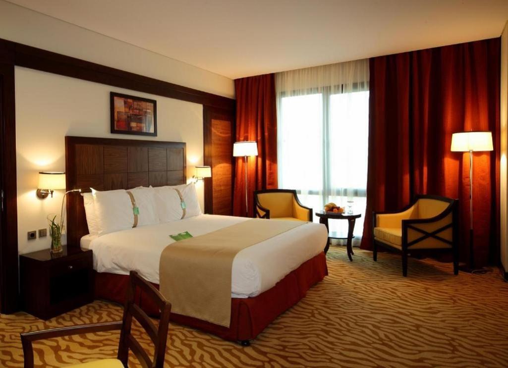Holiday Inn Olaya By Ihg Riyad Extérieur photo